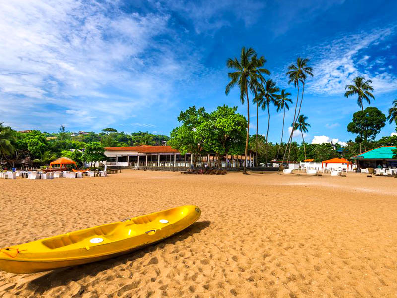 Unawatuna beach